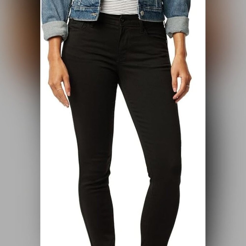 Levis Strauss Signature Gold Skinny Jeans
